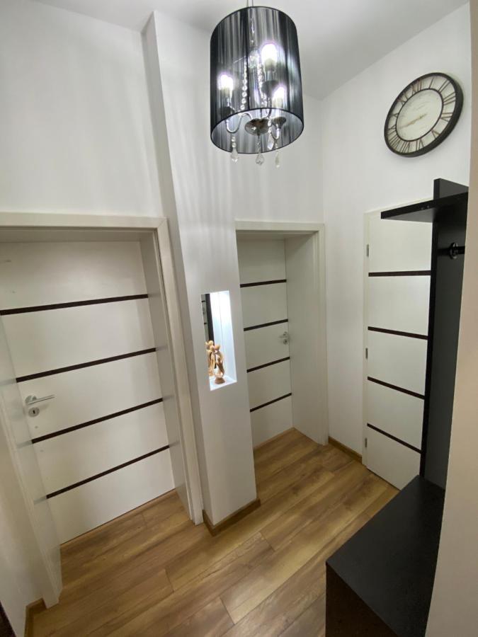 Cozy Apartment In Downtown Sofia - Tsar Samuil Street المظهر الخارجي الصورة