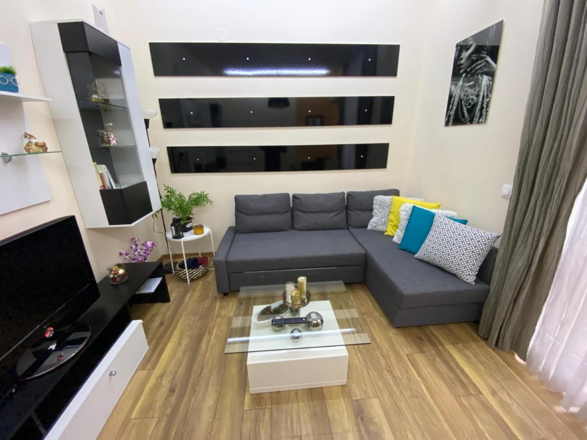 Cozy Apartment In Downtown Sofia - Tsar Samuil Street المظهر الخارجي الصورة